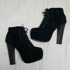 High Heel boots